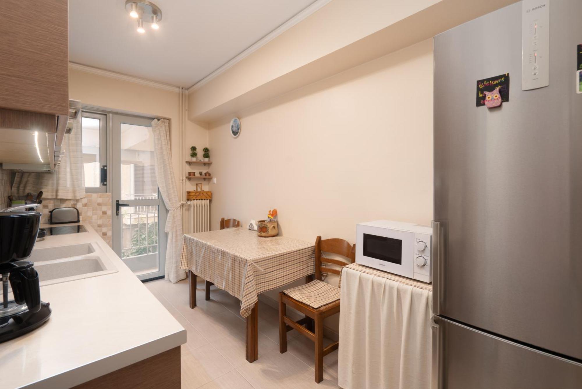 Thissio Family Apartment Athens